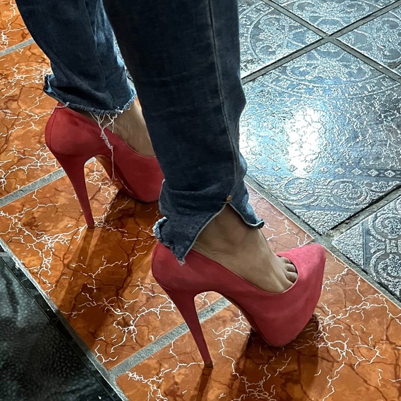 CHRISTIAN LOUBOUTIN 🩷 “Pink Suede Daffodile” - Picture 13 of 13